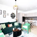 L52 Staywiz Us - 2bdr Massena Central, 2 Min From The Ac * Nice