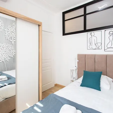 L52 2bdr Massena Central, 2 Min From The Ac * Nice