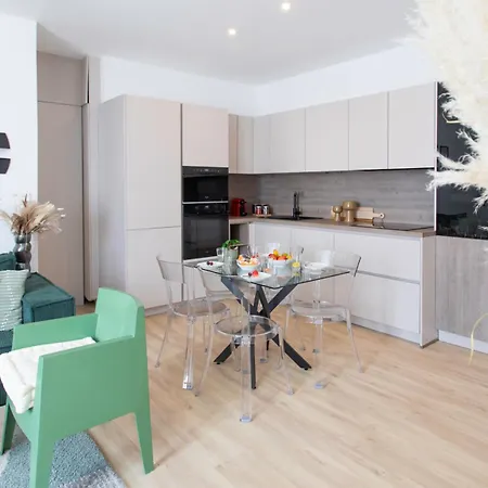 Apartment L52 2bdr Massena Central, 2 Min From The Ac