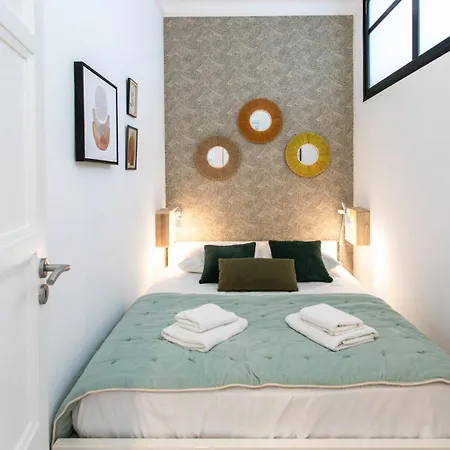 L52 2bdr Massena Central, 2 Min From The Ac Apartment