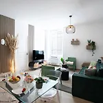 L52 Staywiz Us - 2bdr Massena Central, 2 Min From The Ac Appartement
