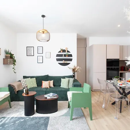 Апартаменты L52 2bdr Massena Central, 2 Min From The Ac *